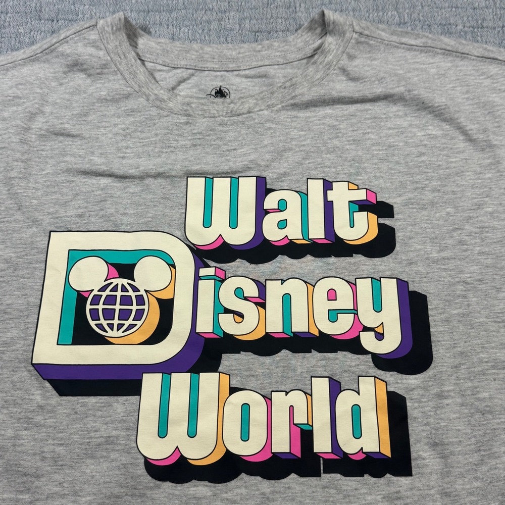 Nostalgic Walt Disney‎ World XL Graphic Tee Essential Park Wear Retro Shirt Gray
